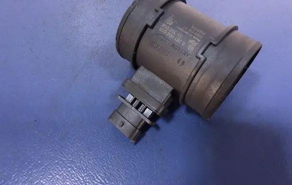 Saab 9-3 Ver2 Mass air flow meter 55350048