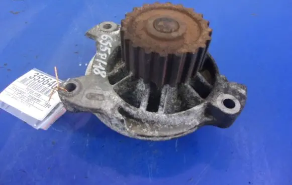 Volkswagen Transporter - Caravelle T4 Water pump