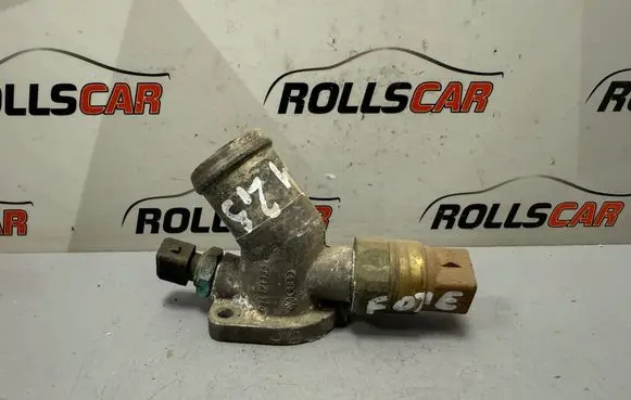 Audi A6 S6 C4 4A Engine coolant pipe/hose 034121133