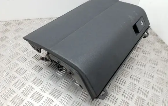 Volkswagen Touran I Glove box set 1T1857097B 1T1857097C 1T1857101A
