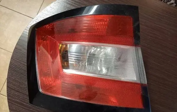 Skoda Fabia Mk3 (NJ) Rear/tail lights 6V9945095 P62422001