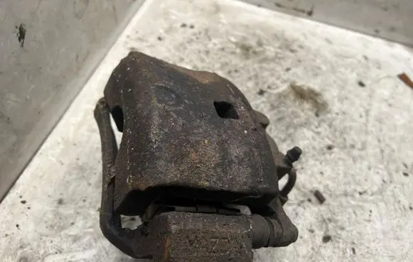 Mazda 6 Front brake caliper