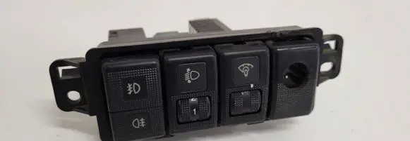 Mazda MPV II LW Light switch 