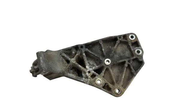 Nissan Navara D40 Engine mounting bracket 11910EB300 RE225904
