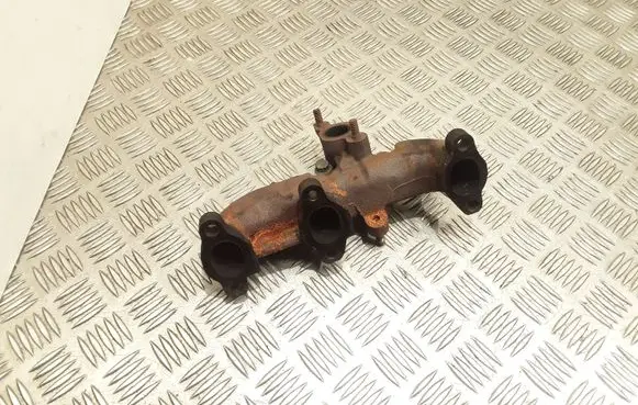 Audi A2 Exhaust manifold 045253033