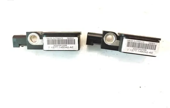 Ford Mondeo Mk III Airbag deployment crash/impact sensor 1S7T14B342AE