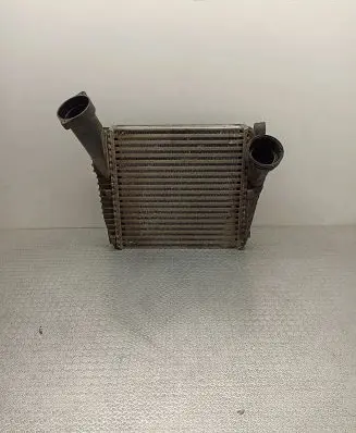 Audi Q7 4L Intercooler radiator 7L6145803C G4161