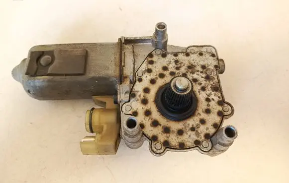 Mercedes-Benz S W140 Rear door window regulator motor 0130821501 185797000