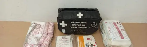 Mercedes-Benz CLK A209 C209 First aid kit 