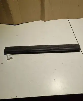 Mitsubishi Pajero Front sill trim cover MR402145