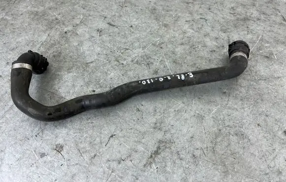 BMW 1 E82 E88 Engine coolant pipe/hose 17127796871 7796871