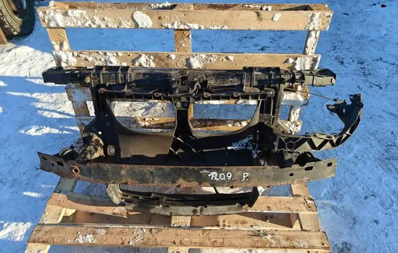 BMW 1 E81 E87 Radiator support slam panel bracket 