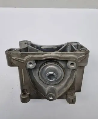 Dodge Durango Gearbox mounting bracket 68275992AA 68275992