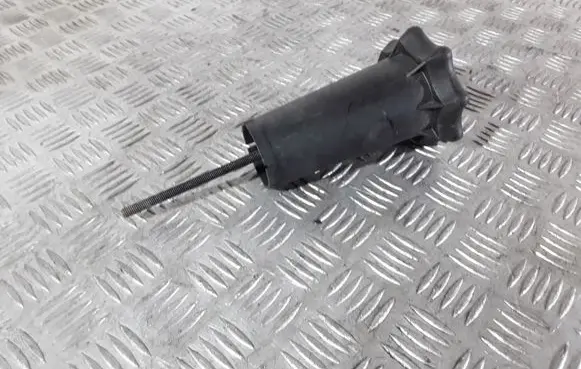 Audi A6 S6 C5 4B Spare wheel bolt 