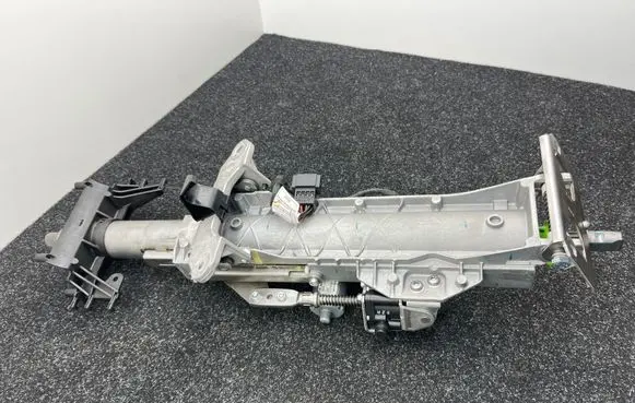 BMW X5 F15 Steering wheel axle 9353145 EGE774C 2006151049