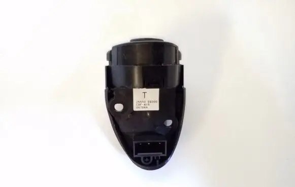 Nissan X-Trail T30 Multifunctional control switch/knob 25552EQ300