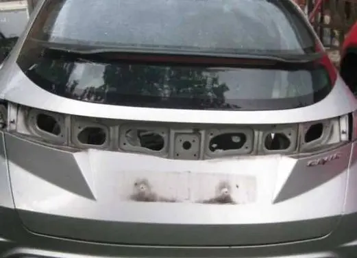 Honda Civic Truck tailgate 