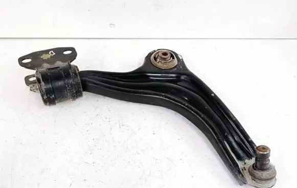 Front lower control arm/wishbone