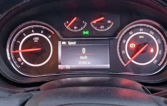 Opel Insignia A Speedometer (instrument cluster) 23438130 175597137