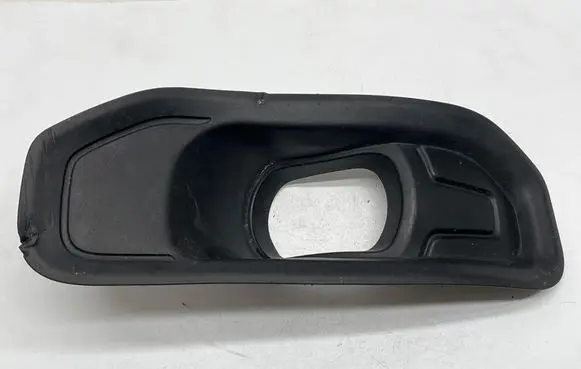 Ram 1500 Front fog light trim/grill 68274576AB 65620K