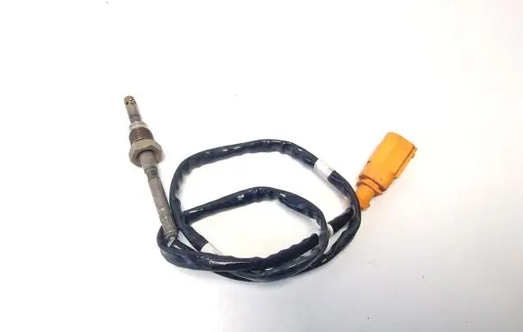 Audi A3 S3 8V Exhaust gas temperature sensor 04L906088B