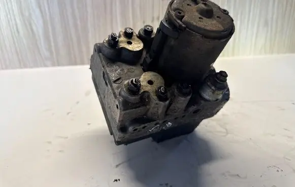Audi A6 S6 C4 4A ABS Pump 4A0614111G