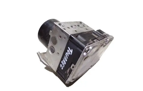 Volkswagen Touareg II ABS Pump 7P0614517M 7P0907379M