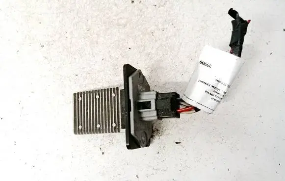 Hyundai Elantra Heater blower motor/fan resistor
