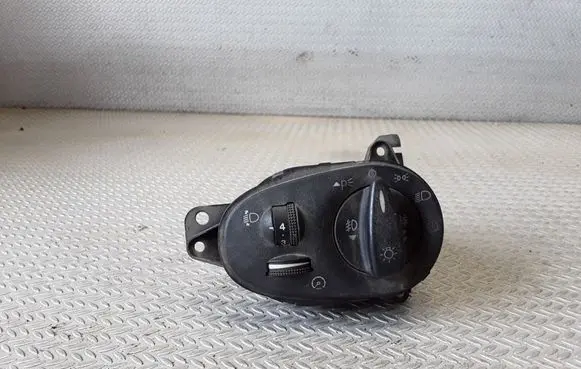 Ford Focus Light switch 98AG13A024FF