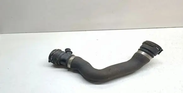 BMW X3 E83 Engine coolant pipe/hose