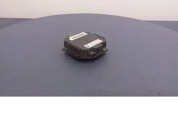 Mazda CX-7 Voltage converter/converter module NZMKT111LBKA