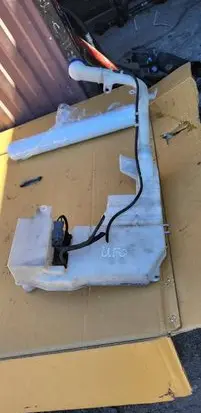 Honda Civic Windshield washer fluid reservoir/tank C22024 22024 E13010745