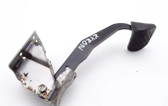 SsangYong Kyron Brake pedal