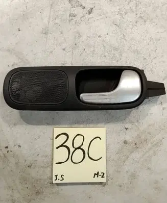 Audi A3 S3 8P Front door interior handle 8L0837020