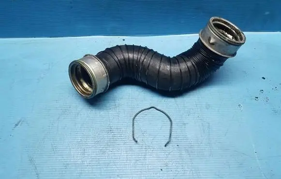 Mercedes-Benz C W203 Intercooler hose/pipe