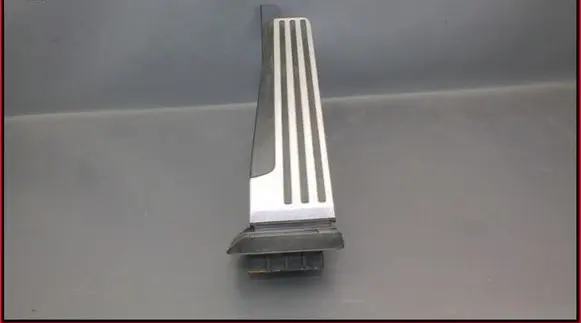 Infiniti FX Accelerator throttle pedal 0280755138 180021CA0C