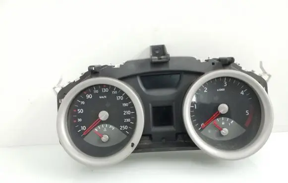 Renault Megane II Speedometer (instrument cluster) 8200399700D