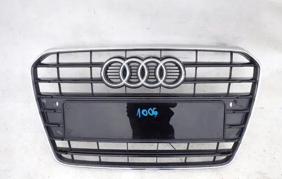 Audi A5 8T 8F Front bumper upper radiator grill 8T0853651