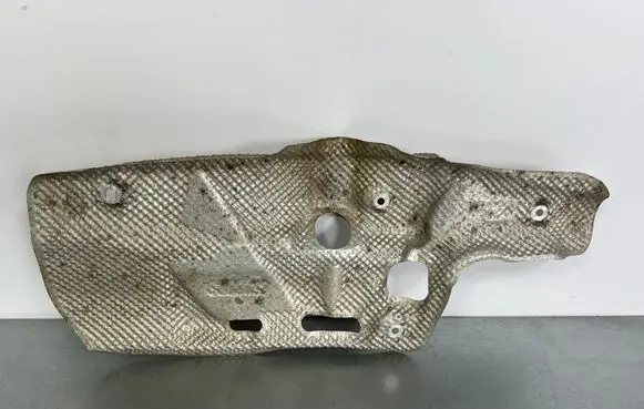 Audi Q7 4M Heat shield in engine bay 100094240