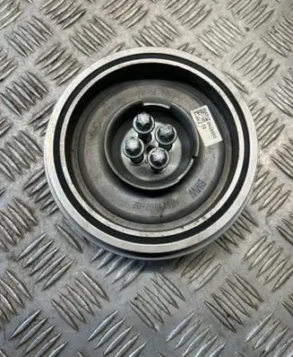 BMW 2 F45 Crankshaft pulley 8624802