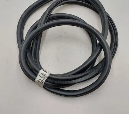 Mini Paceman (R61) Trunk rubber seal (body) 