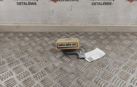 Toyota Avensis Verso Other control units/modules 8865044210