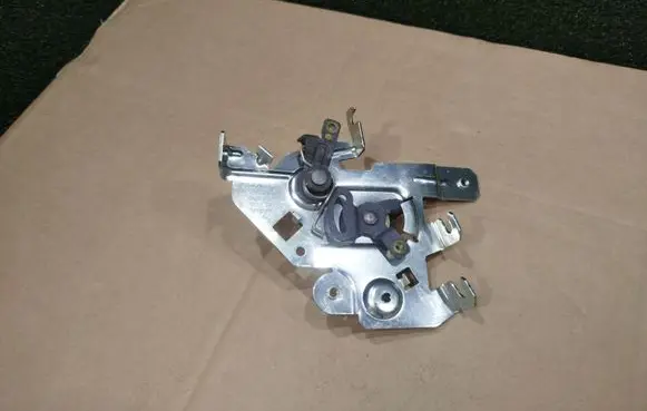 Renault Trafic III (X82) Sliding door lock 826706945R 93451791 0119803600