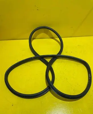 Peugeot 308 SW Front door rubber seal 