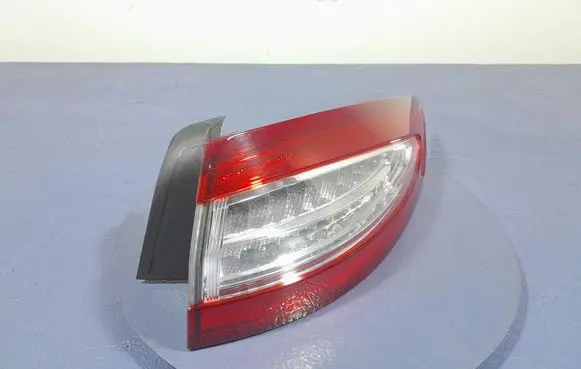 Ford Mondeo MK I Rear/tail lights DS7313404FJ