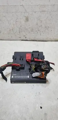 Audi A4 S4 B7 8E 8H Comfort/convenience module 8E0907279N B5S7C18AZK
