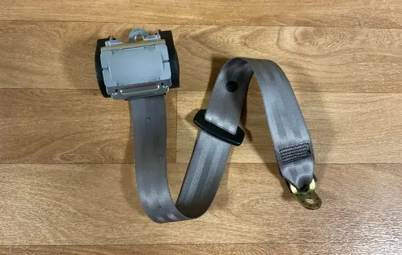 Audi A4 S4 B7 8E 8H Rear seatbelt 602879000