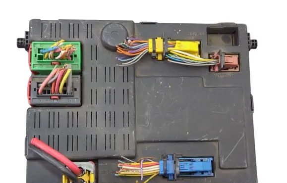 Citroen Xsara Central body control module 9639087380 A11892 133267