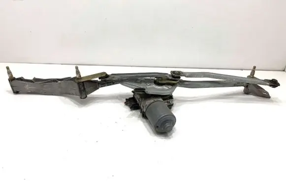 Mercedes-Benz E W211 Front wiper linkage and motor 2118200142
