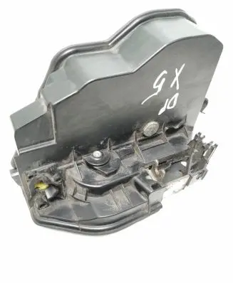 BMW X5 E70 Front door lock 7318422 120085